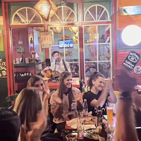 Chilli 旅馆 地拉那