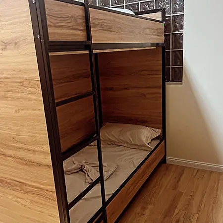 Chilli Vandrerhjem Tirana