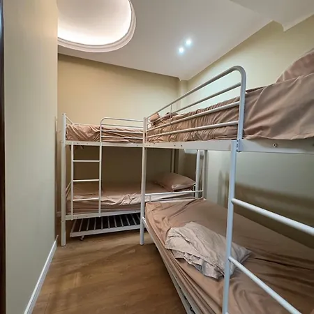 Vandrerhjem Chilli Tirana